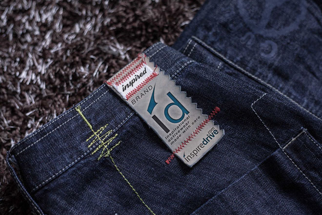 Free Jeans Label Mockup PSD - Free Download